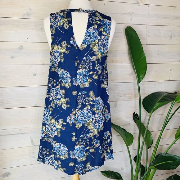 Blue Floral Sleeveless Short Shift Dress With Lace-up Neckline Size Small - Picture 5 of 8